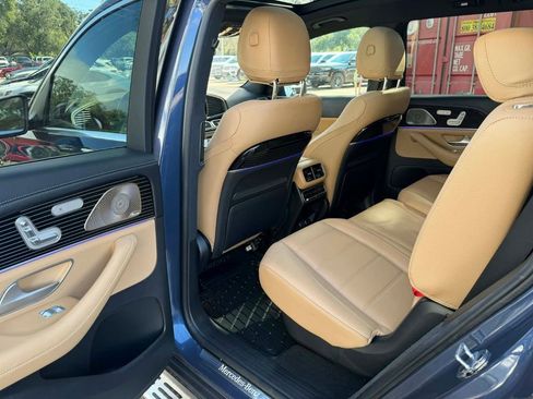 Used 2024 Mercedes-Benz GLS 580 4MATIC image 27
