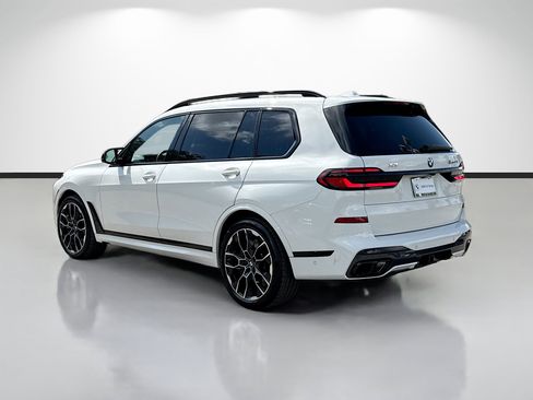 Used 2025 BMW X7 M60i AWD/4WD image 5