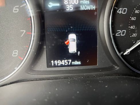 Used 2020 Mitsubishi Outlander ES FWD image 5