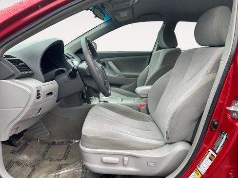 Used 2011 Toyota Camry LE w/ Fleet Convenience Pkg image 15