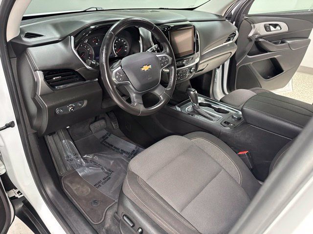 Used 2020 Chevrolet Traverse LT FWD image 13