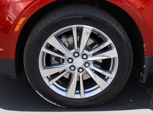 Used 2023 Cadillac XT5 Premium Luxury FWD image 33