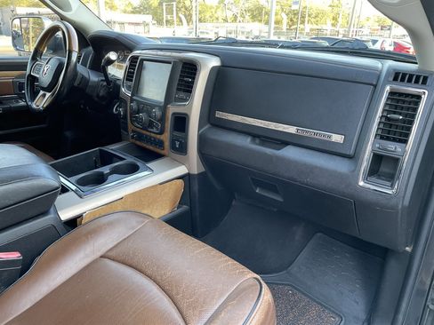 Used 2015 RAM 3500 Laramie Longhorn image 16