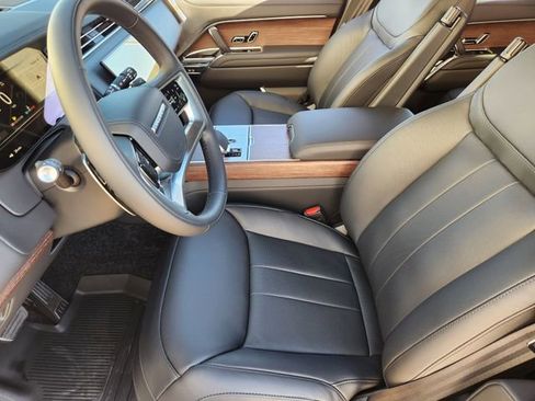 New 2026 Land Rover Range Rover SE AWD/4WD image 9