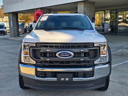 Used 2022 Ford F550 2WD Regular Cab Super Duty image 9