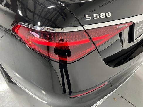 Used 2025 Mercedes-Benz S 580 4MATIC Sedan image 13