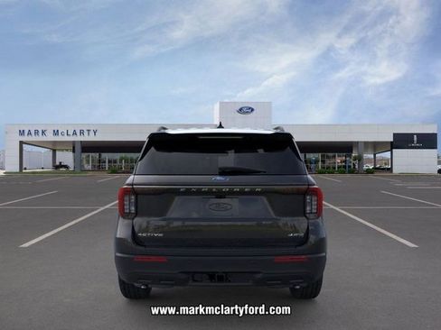 New 2026 Ford Explorer Active image 5