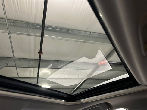 Used 2015 Toyota RAV4 XLE image 26