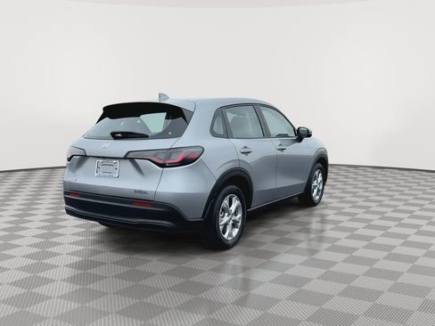 Used 2025 Honda HR-V LX image 8