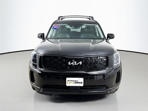 Used 2022 Kia Telluride EX w/ EX Premium Package image 3
