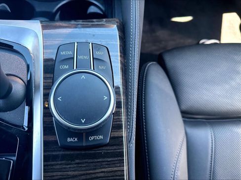 Certified 2023 BMW 540i w/ M Sport Package RWD image 18