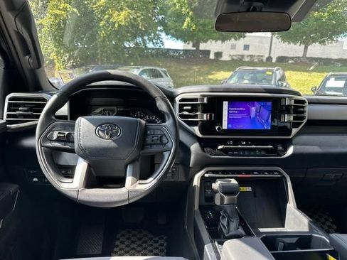 Used 2025 Toyota Tundra SR5 w/ SR5 Convenience Package AWD/4WD image 11