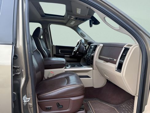Used 2015 RAM 3500 Laramie Longhorn AWD/4WD image 11