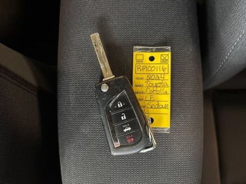 Used 2024 Toyota Corolla LE FWD image 20