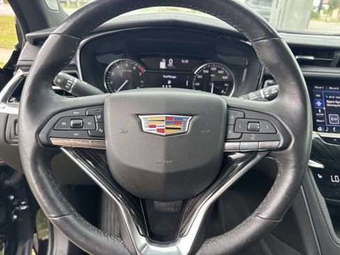 Used 2020 Cadillac XT6 Premium Luxury FWD image 28