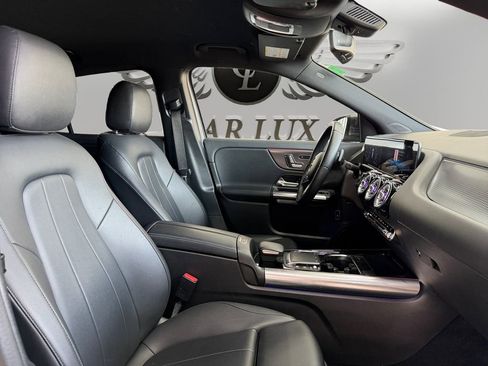 Used 2021 Mercedes-Benz GLA 250 w/ Premium Package image 15