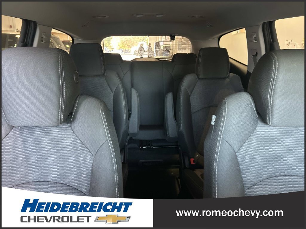 Used 2017 Chevrolet Traverse LT w/ Style and Technology Package AWD/4WD image 40