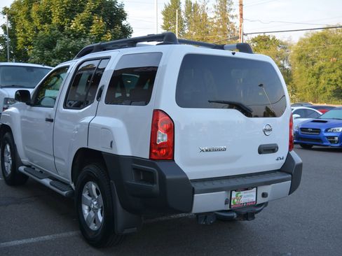 Used 2010 Nissan Xterra S image 5