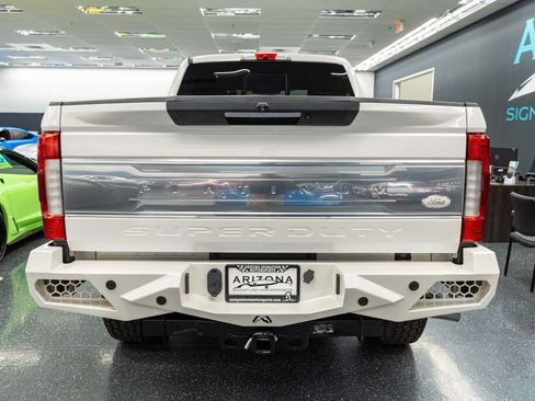 Used 2017 Ford F250 Platinum w/ Platinum Ultimate Package image 8