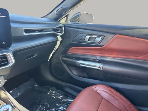 Used 2024 Ford Mustang GT Premium image 11