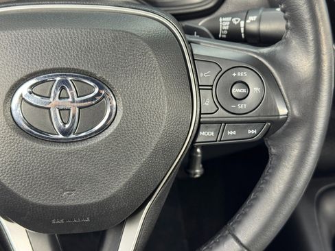 Used 2022 Toyota Corolla SE image 19