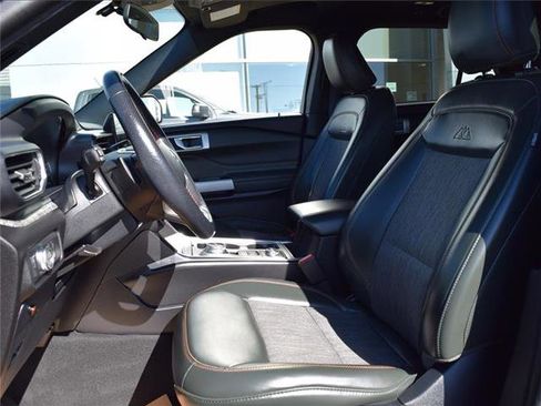 Used 2022 Ford Explorer Timberline image 8