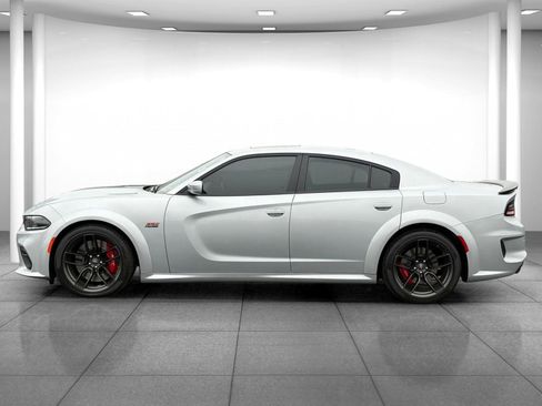 Used 2022 Dodge Charger Scat Pack image 4