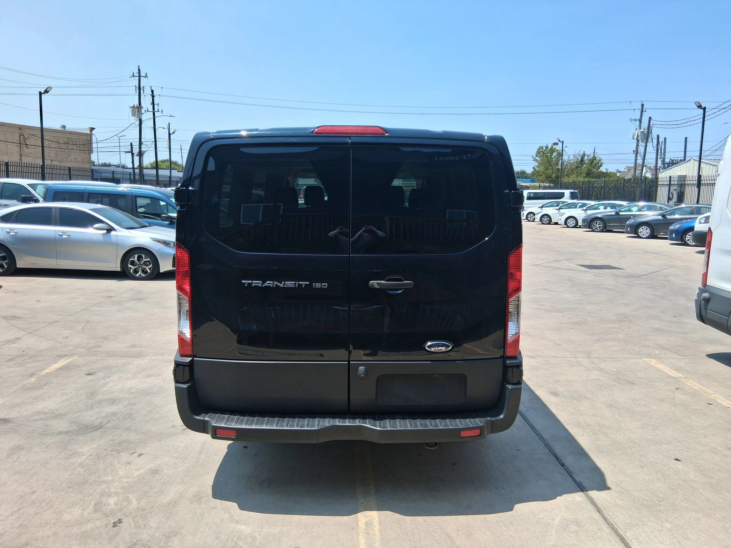 Used 2019 Ford Transit 150 XL RWD image 6