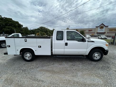 Used 2016 Ford F250 XL RWD image 4