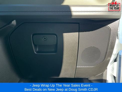 New 2025 Jeep Gladiator Mojave image 21