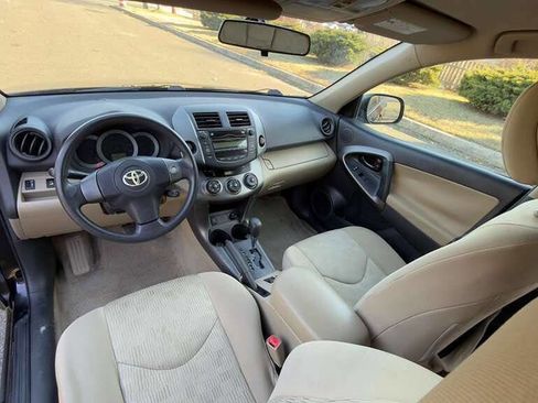 Used 2011 Toyota RAV4 4WD w/ 3rd Row image 13