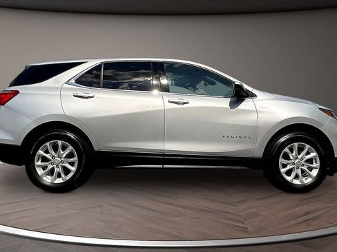 Used 2020 Chevrolet Equinox LT AWD/4WD image 9