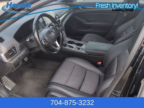 Used 2021 Honda Accord Sport image 12