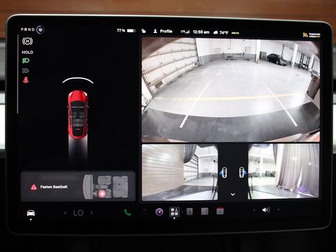 Used 2022 Tesla Model Y Long Range AWD/4WD image 41