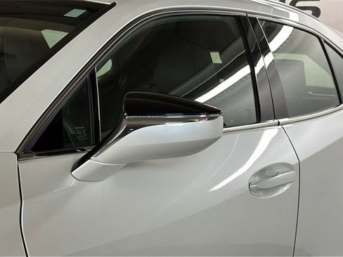 Used 2025 Lexus UX 300h AWD image 7