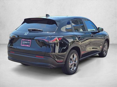 New 2027 Honda HR-V LX image 5