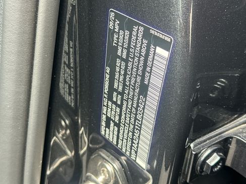 Certified 2026 Porsche Macan AWD/4WD image 34