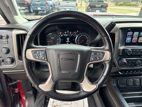 Used 2019 GMC Sierra 3500 Denali w/ Duramax Plus Package image 3