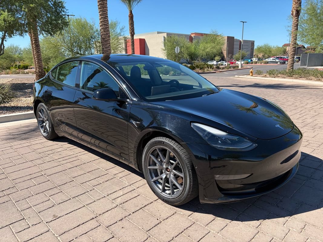 Used 2022 Tesla Model 3 Long Range AWD/4WD image 1