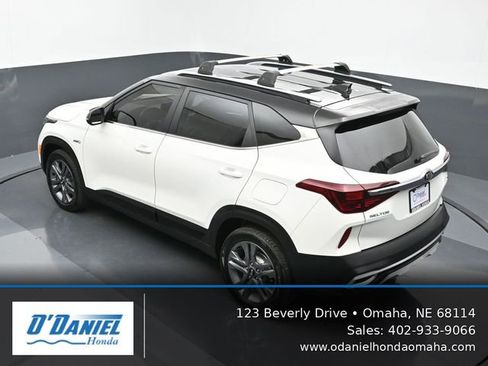Used 2021 Kia Seltos S AWD/4WD image 15