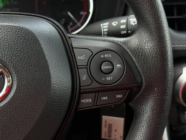 Certified 2025 Toyota RAV4 LE AWD/4WD image 25