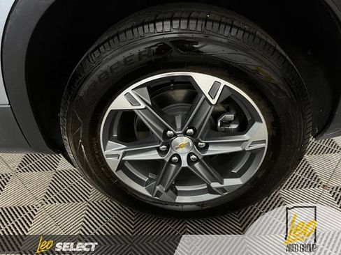 Used 2023 Chevrolet Blazer LT w/ Convenience Package FWD image 28