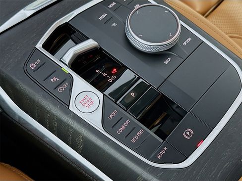 Certified 2023 BMW 330i Sedan w/ M Sport Package image 17