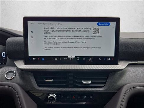 New 2026 Ford Explorer Platinum image 12