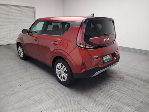 Used 2023 Kia Soul LX FWD image 5