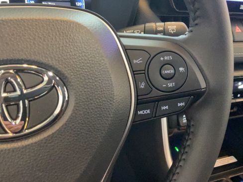 Certified 2025 Toyota RAV4 Limited FWD image 17