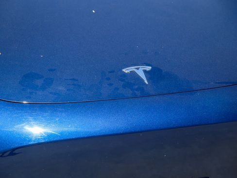 Used 2023 Tesla Model 3 Standard Range RWD image 5