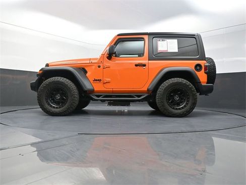 Used 2025 Jeep Wrangler Sport image 26