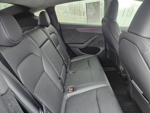 Used 2026 Tesla Model Y AWD image 15