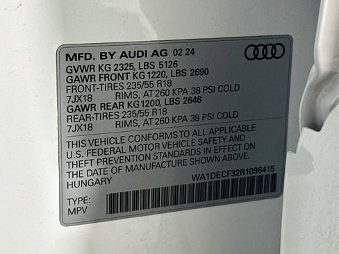 Used 2024 Audi Q3 2.0T Premium AWD/4WD image 12